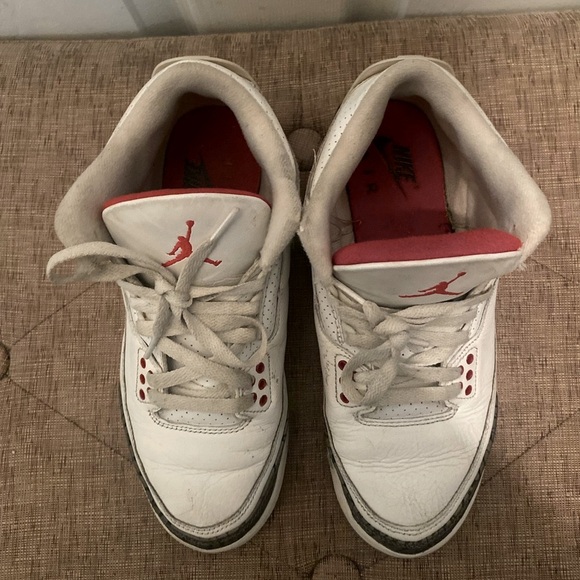 Air Jordan retro 3 White cement ladies or Boys size 6.5 Y - Picture 3 of 6
